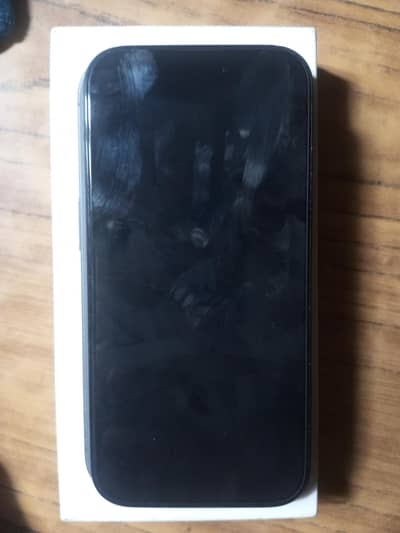 Apple iPhone 16