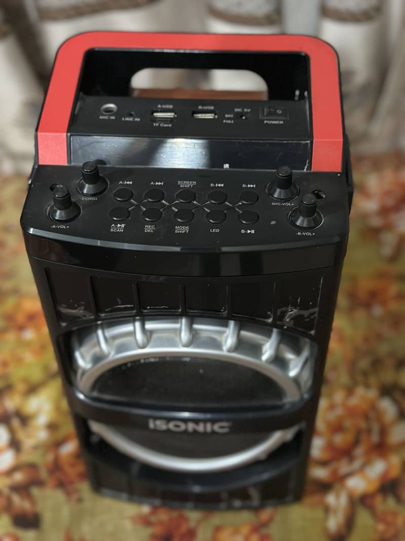 Isonic  speaker 3
