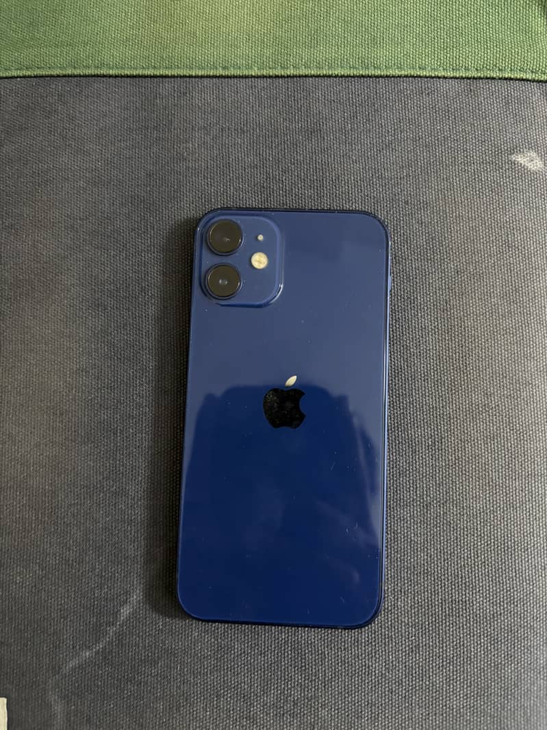 Apple iPhone 12 mini 1