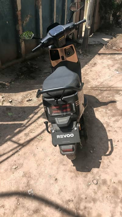 Revoo A11---for contact (03234840277)