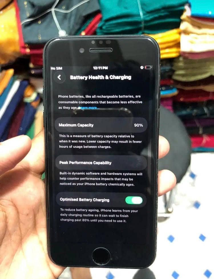 Apple iPhone SE 4