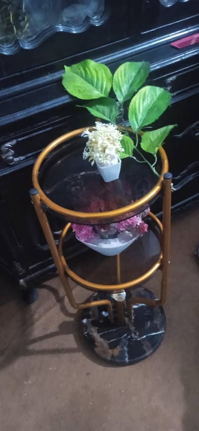 round Colonel rack Golden metal