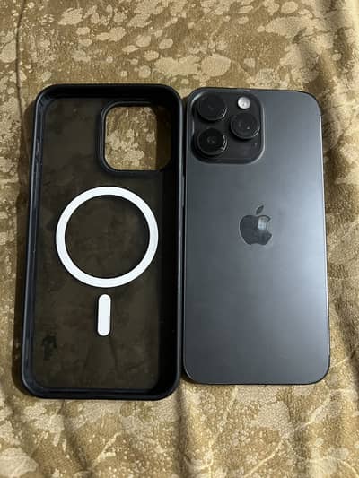 Apple iPhone 15 Pro Max JV 256GB 93% battery Dot on secreen