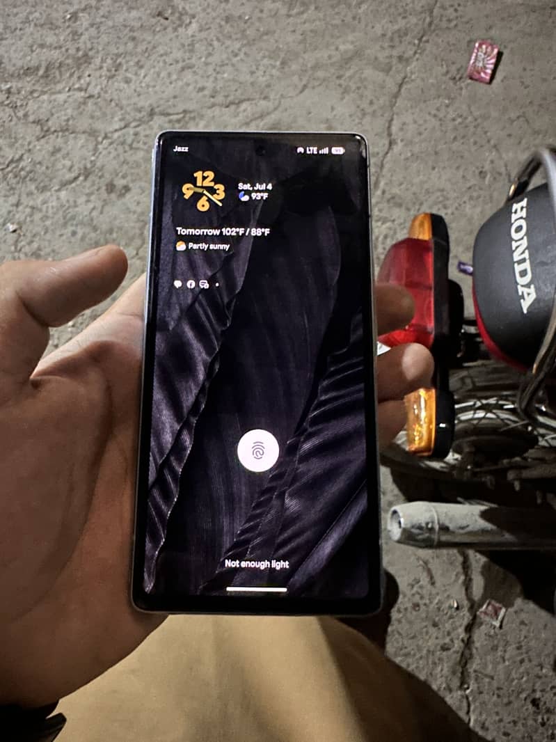 Google Pixel 7a 5