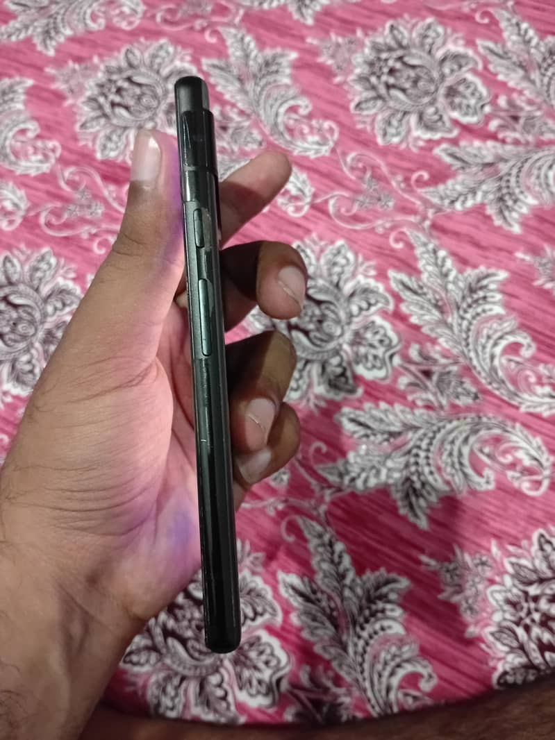 Google Pixel 6a 1