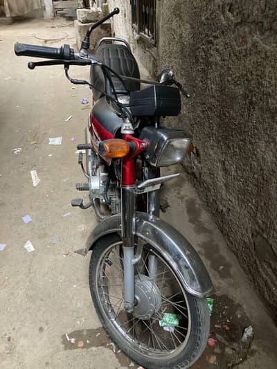 CD70 For sale Full urgent Fast Sale Time pass massage nahi karo Fazol