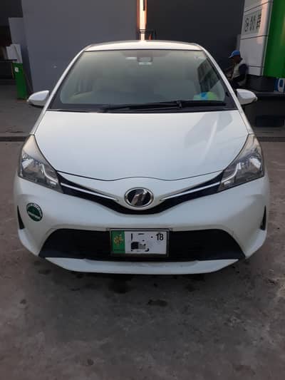 Toyota Vitz 2015