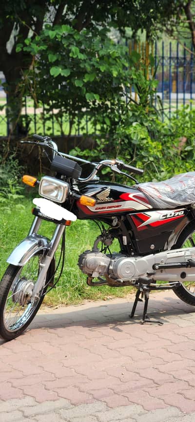 CD 70 Brand New