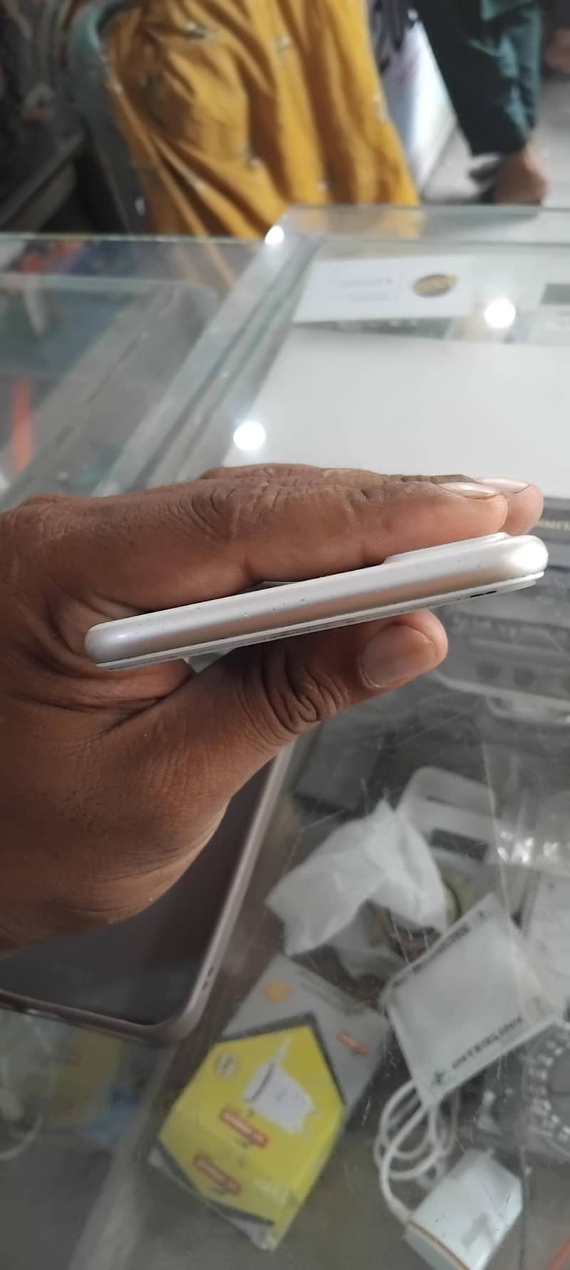 Apple iPhone 7 Plus 0