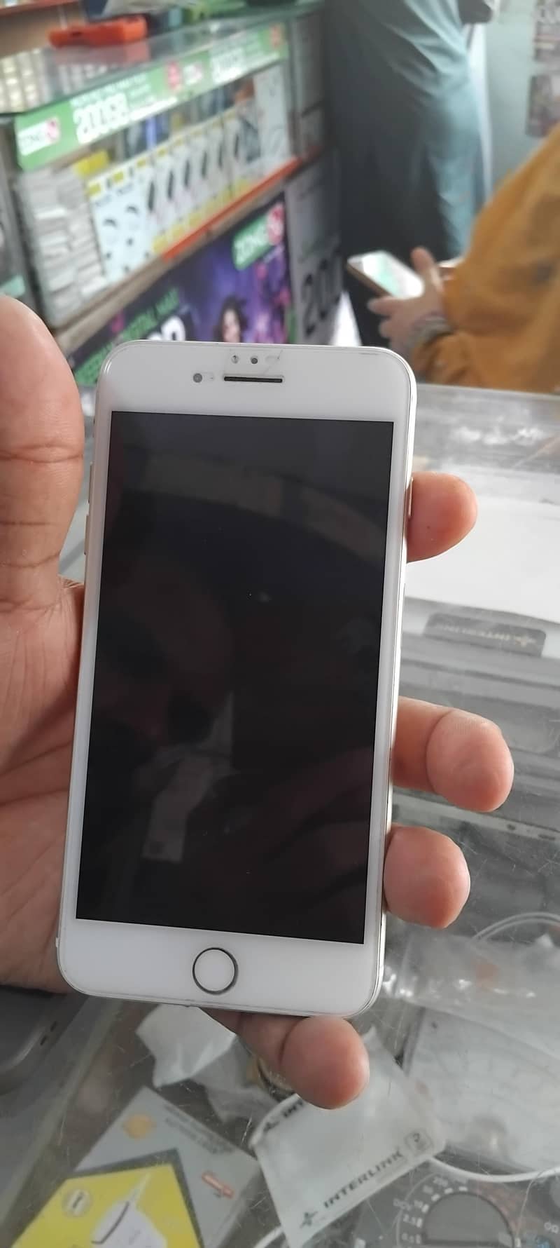 Apple iPhone 7 Plus 5