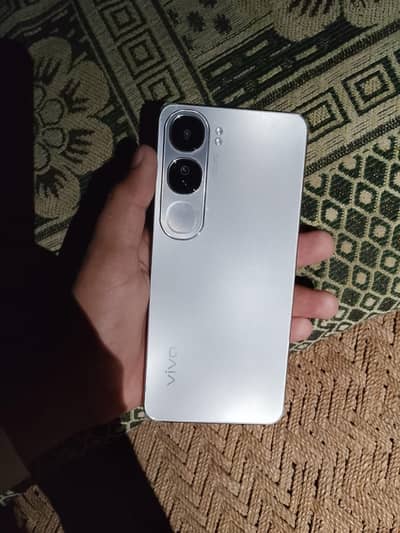 Vivo Y200