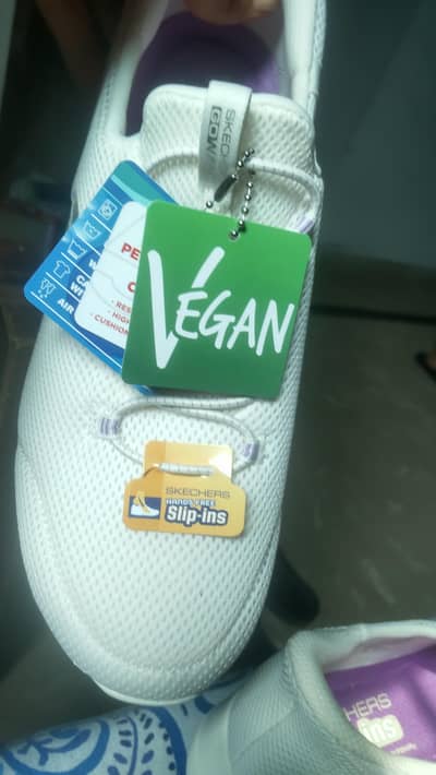 Skechers slip in imported