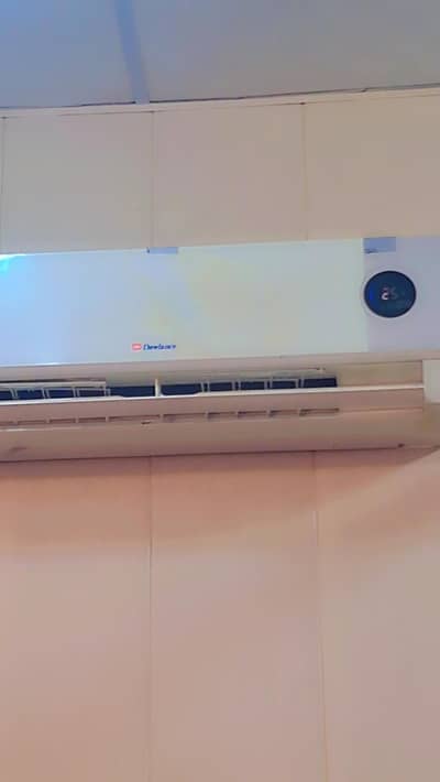  Dawlance 1.5 Ton Split AC For Sale 