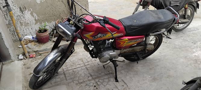 Unique UD 125 2013