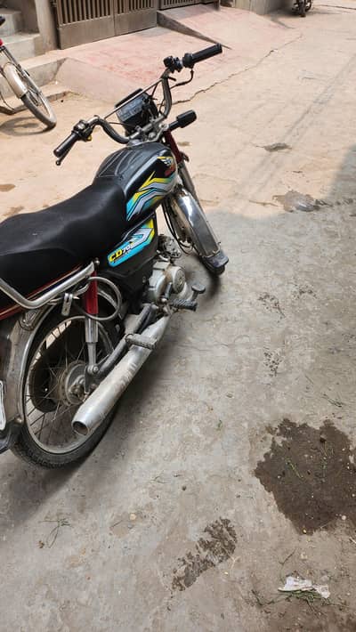 HONDA CD70 2013 03094390902 call