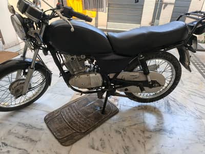 Suzuki GS 150 2018