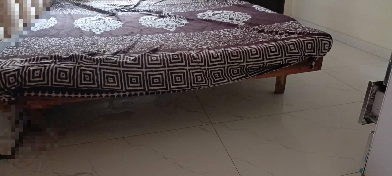 Bed double 0