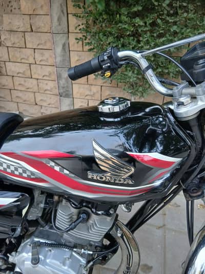 Urgent sale honda cg 125
