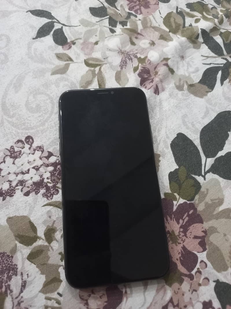 Apple iPhone X 3