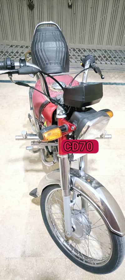CD70 21 22 model bike for sale