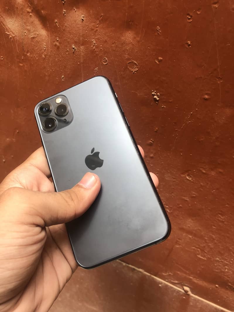 Apple iPhone 11 Pro 0