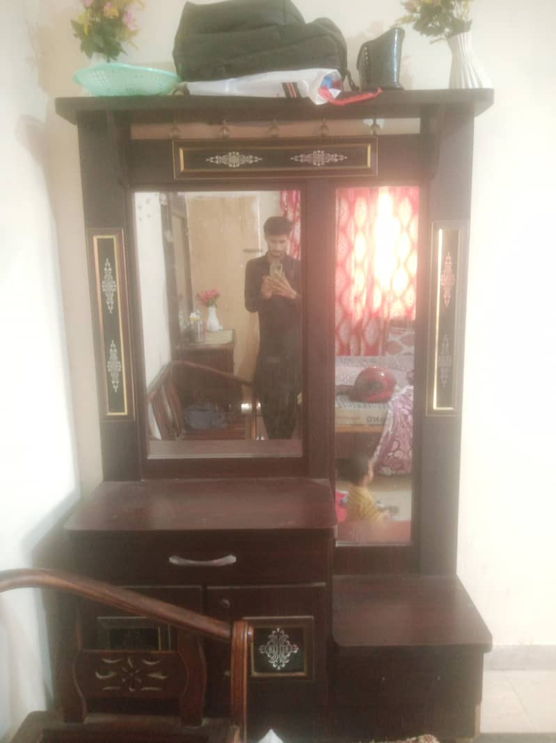 Bed + Side Table + Dressing Table 2