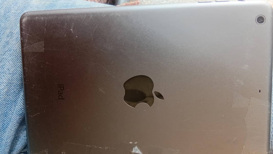 apple 0
