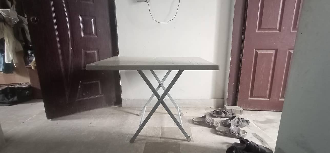 Foldable Study Table with 2 chairs - Like new condition 0