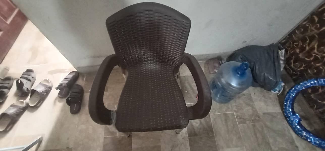 Foldable Study Table with 2 chairs - Like new condition 1