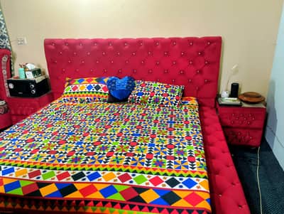 slightly used king size bed, wardrone, coffee chair, otman box,dresing