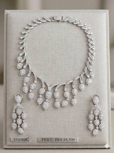 Discounted Stunning Tesoro Chandelier Silver Bridal Set