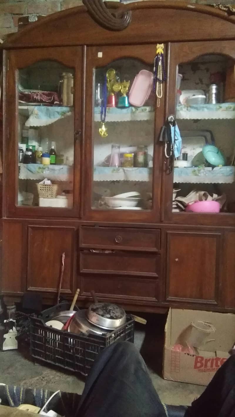 double bed showcase singar maize 2