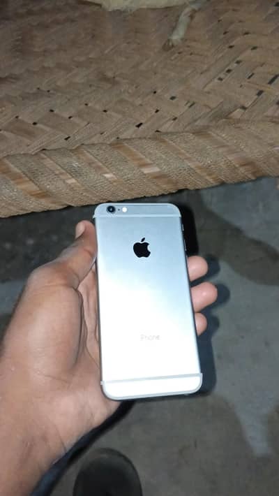 Apple iPhone 6S