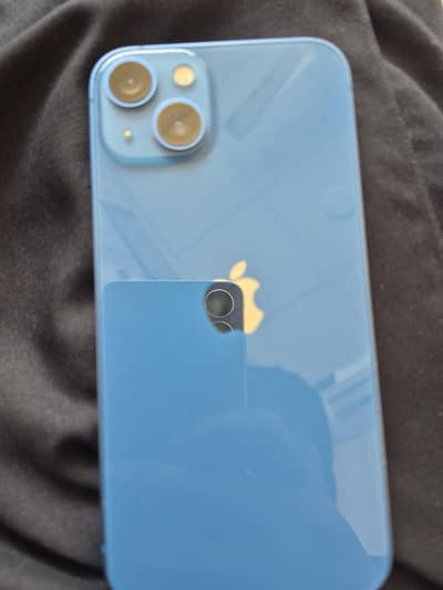 Apple iPhone 13