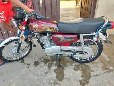 2025 Honda 125 - Clear Condition - First Owner - from CSD