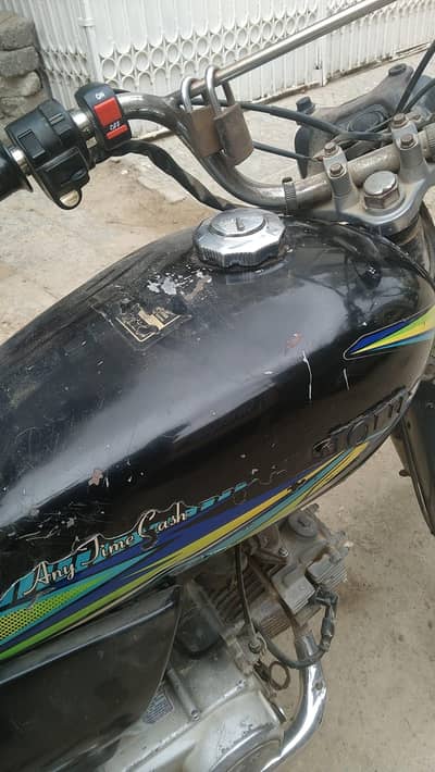 Hero 70D – Excellent Condition