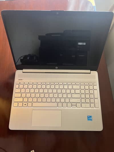 HP 15s  (Intel Core i3-1115G4 (11th Gen))