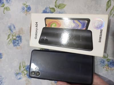 Samsung A04