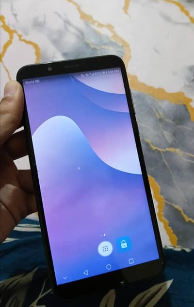 Huawei y7 prime 2018, 3+32Gb. Power button not working Fair condition