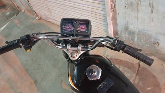 urgent 4sale contact no. 03162366131
