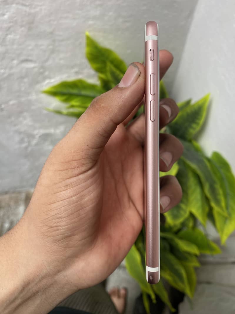 iPhone 7 2