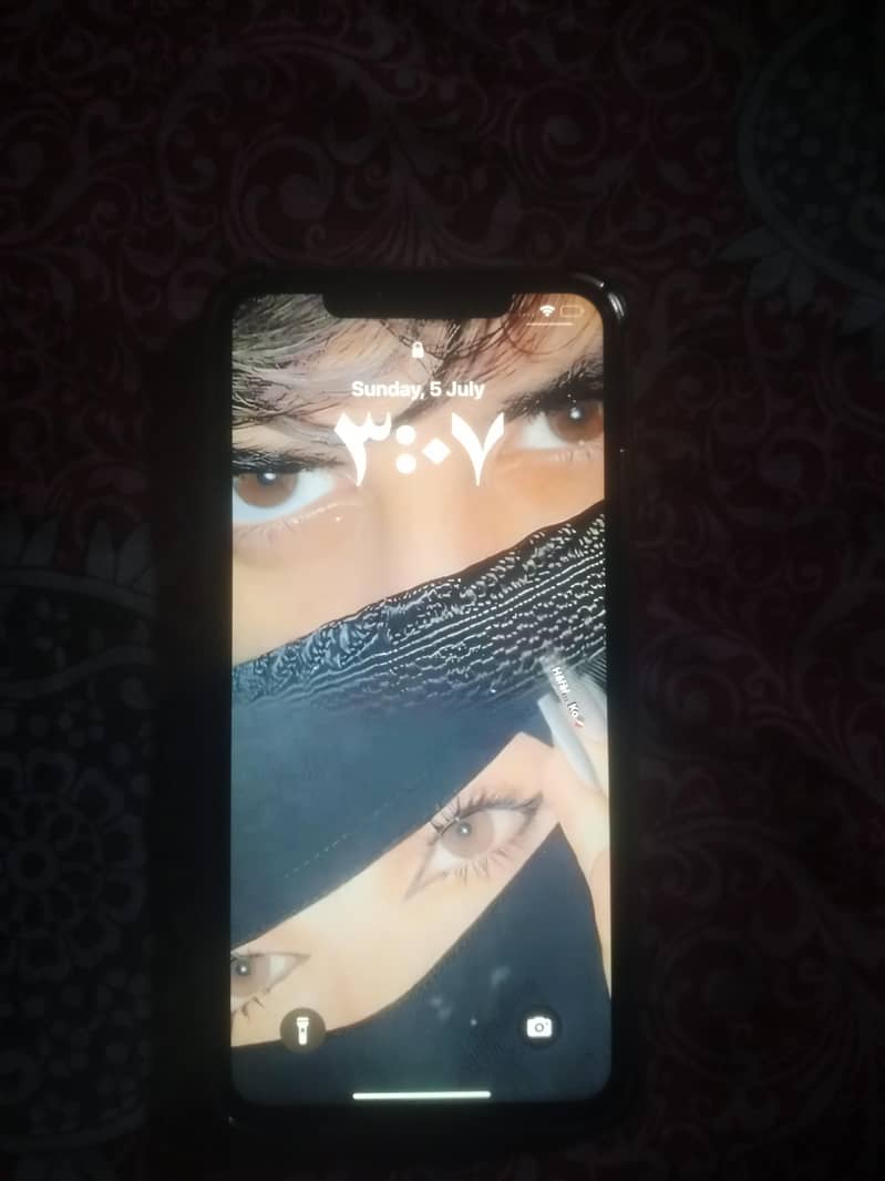 Apple iPhone XS Max 1