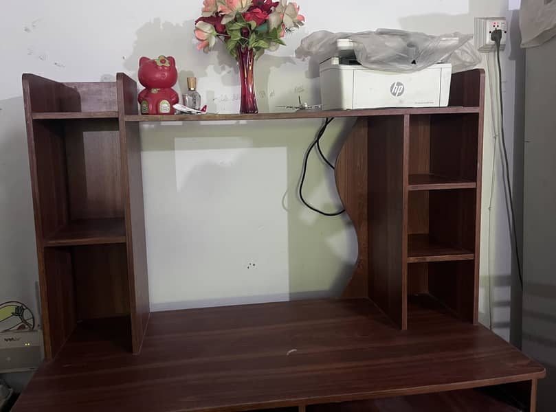 Computer Table 6