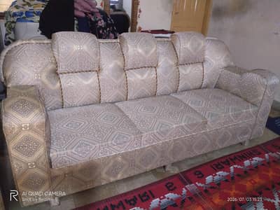 Sofa Set Stylish / Excellent Condition