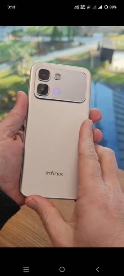 Infinix note edge 8+8/256 whatsup 03132213463