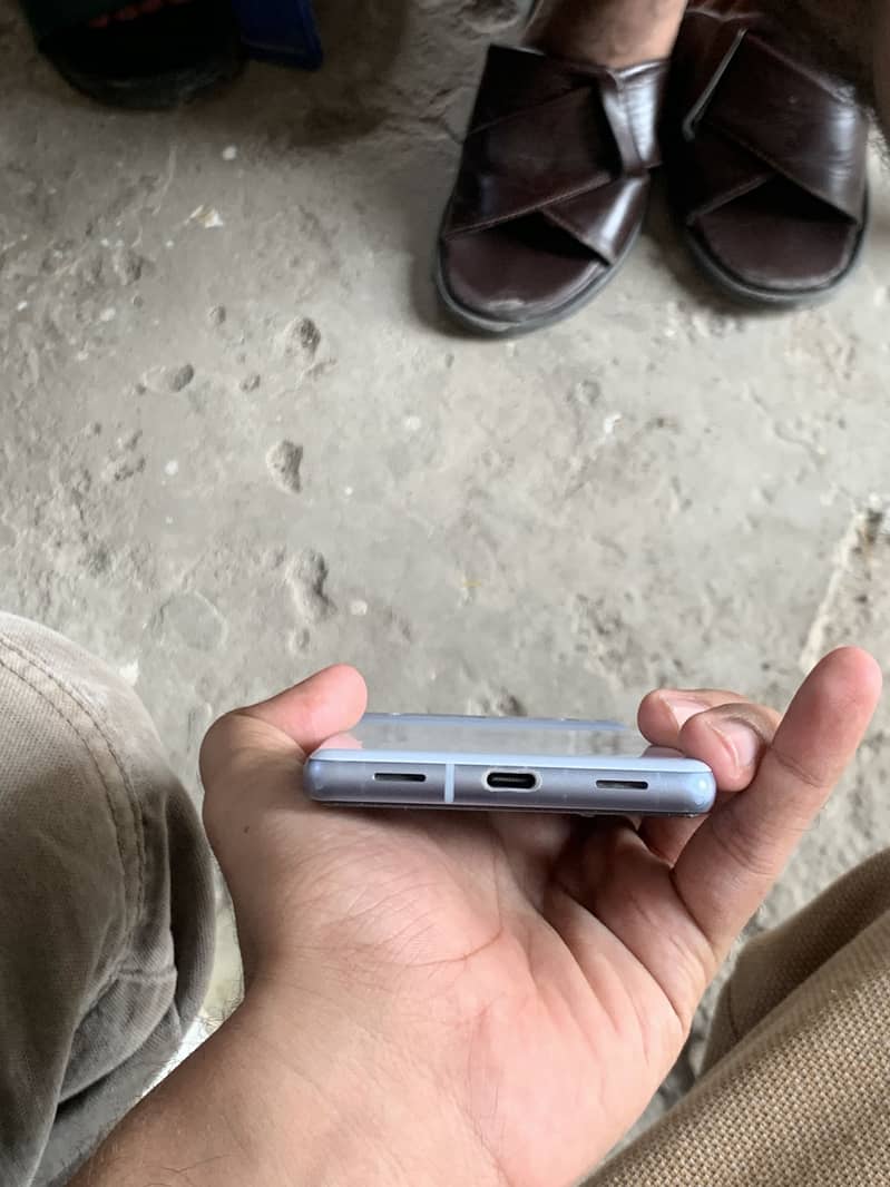 Google Pixel 7a 3