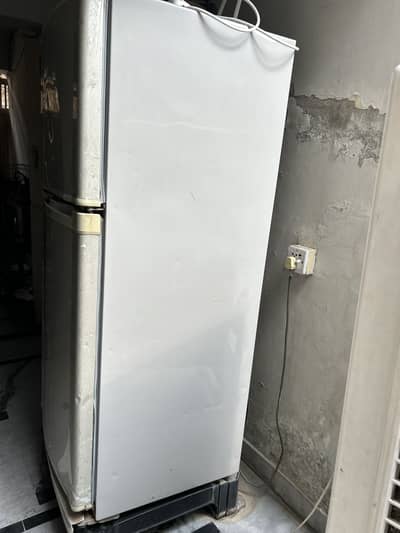 Dawlance Refrigrator