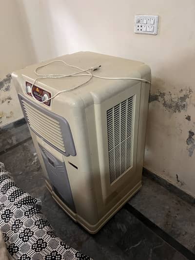 Air cooler for sale slightly used