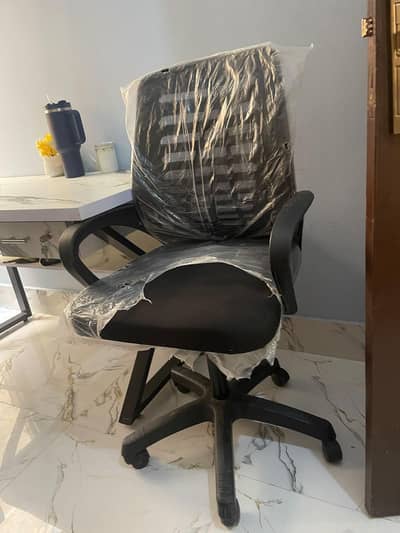 Fresh like brand New 2 Office chairs