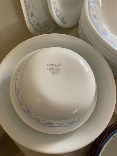 Corelle USA Light weight, Chip and scratch resistant Plates and Bowls